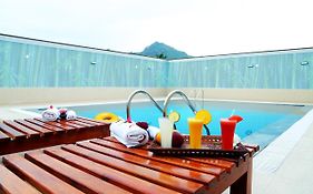 Athena Hotel